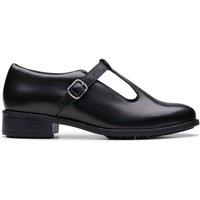 https://www.burton.co.uk/product/clarks-havisham-bar-black-leather-t-bar-shoes_p-f1fd2c93-35ff-4da3-8aa3-524b543a7dae?colour=Black&size=5-Wide%20Fit