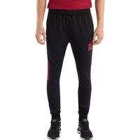 https://www.burton.co.uk/product/umbro-terrace-jogging-bottoms_p-941b92a0-5773-495f-a124-ee873388fefe?colour=True%20Black&size=XL
