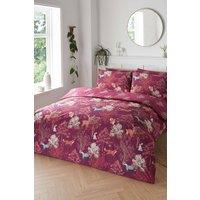 https://www.burton.co.uk/product/cotton-traders-woodview-duvet-set_p-41bb81da-e530-4f85-bded-d5676880f535?colour=Red&size=King