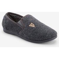https://www.burton.co.uk/product/cotton-traders-guinness-slippers_p-e3bcab36-4af5-4438-a88b-8a94a08308a7?colour=Charcoal&size=11