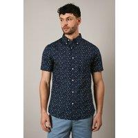 https://www.burton.co.uk/product/maine-black-ditsy-floral-print-short-sleeve-shirt_edd09124?colour=black&size=S