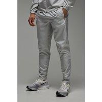 https://www.burton.co.uk/product/boohooman-man-active-lightweight-tapered-jogger_cmm07615?colour=light%20grey&size=M