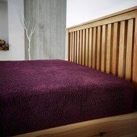 https://www.burton.co.uk/product/smart-living-luxury-teddy-bear-fleece-fitted-sheet_p-3505e8f1-eee4-4ceb-b012-5f996d8f369c?colour=Aubergine&size=Double%20Fitted