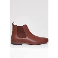 https://www.burton.co.uk/product/threadbare-faux-leather-slip-on-chelsea-boots_p-e2cf0d9e-c73e-4379-be36-7c11ad37f5c9?colour=Brown&size=8