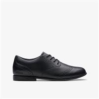 Finja Brogue Older Narrow Fit