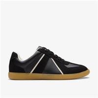 Clarks Womens Nykole Step Black Trainers Synthetic Casual