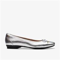 Clarks Womens Candra Light Silver Metallic Ballet Pumps,Slip Ons Leather Smart