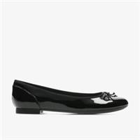 Clarks Womens Couture Bloom Black Patent Slip Ons,Ballet Pumps Patent Smart