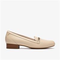 Clarks Womens Juliet Mia Cream Leather Loafers,Slip Ons Leather Smart