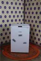 BOSCH Series 2 GTV15NWEBG Undercounter Freezer - White- REFURB C