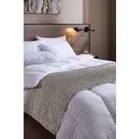 Snuggledown Hotel Quality Soft & Cosy 13.5 Tog Winter Duvet in White | Size: Super King