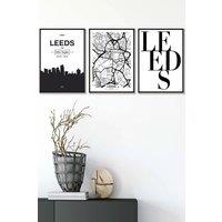ARTZE LEEDS Skyline Street Map City Prints Framed Wall Art - Medium in Black | Size: W45 cm x H62 cm x D20mm
