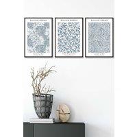 ARTZE Framed Blue William Morris Vintage Floral Framed Wall Art - Medium in Black | Size: W45 cm x H62 cm x D20mm