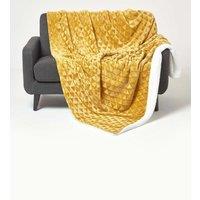 Homescapes Geometric Triangle Velvet Throw in Mustard | Size: 160 cm x 200 cm