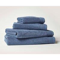 Homescapes Combed Egyptian Cotton Towel 700 GSM in Blue