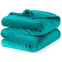 LIVIVO Ultra Soft Flannel Fleece Throw Blanket in Baby Blue | Size: 220 cm x 240 cm