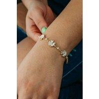 The Colourful Aura Gold Plated Sun Flower Charms Summer Indie Boho Daisy Floral Bracelet in White