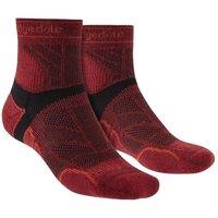 Bridgedale Men's Trail Running Lightweight T2 Merino Wool Sport 3/4 Crew Socks in Burgundy | Size: 6-8