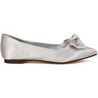 XY London Women's 'Cally' Bow Detail Pointed Toe Ballerina Bridal Pump Shoes in Silver | Size: 5