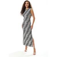 Liquorish Women's Black & White Floral Jersey Maxi Dress with Cut out details | Size: 14
