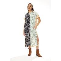 Liquorish Women's Animal Print Oversized Shirt Dress with Yellow Collar | Size: 8