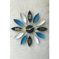 55cm Dia Tri-colour Roman Numeral Flower Shape Decorative Wall Clock