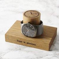 MijMoj Design Men's Oak Single Watch Stand Engraved with Time is precious in Light Oak