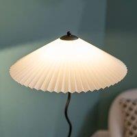 ValueLights Wiggle Black Metal Floor Lamp With Origami Pleated Shade