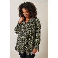 Evans Women's Notch Neck Blouse in Black | Size: 30-32