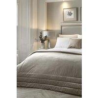 Soiree 'Melanie' Glamorous Velvet Warm Bedspread Throw in Natural