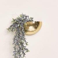 Melody Maison Gold Scalloped Wall Planter in Metallic Gold