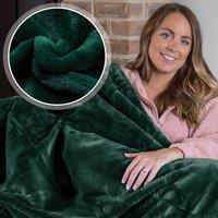 Dreamcatcher Luxury Faux Fur Polyester Throw Over Blanket 160x130cm in Green | Size: 160x130 cm