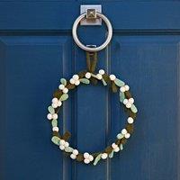 Paper High Felt Mistletoe Christmas Wreath in Green