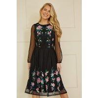 Yumi Women's Black Embroidered Long Mesh Sleeve Prom Skater Dress | Size: 10