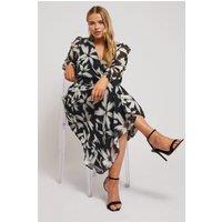 Yours Women's Printed Maxi Wrap Dress in Black | Size: 18