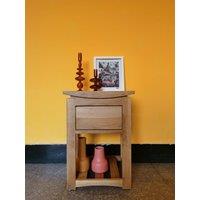 FURNITURE ONE Oak Bedside Table, Bedside Nightstand End Table, FULLY ASSEMBLY in Light Oak | Size: 1 Pack