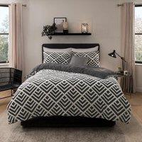 Smart Living Luxurious Geometric Jacquard Fleece Duvet Cover with Pillowcases in Charcoal | Size: Super King