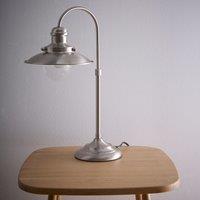 K LIVING Chester Vintage Satin Nickel Fisherman's Style Table Lamp in Silver