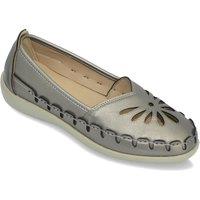 Chums Women's Wide Fit Slip On Cut Out Shoe in Silver | Size: 7