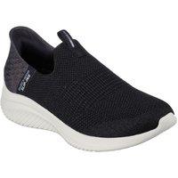 Skechers Women's Ultra Flex 3.0 - Smooth Step Trainer in Black | Size: 5