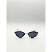SVNX Cat-Eye Sunglasses in Black