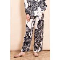 Sarta Women's Sonnie Wide Leg Silky Trousers - Black/Cream, Palm Leaf in Black | Size: Large