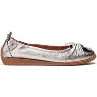 Moda In Pelle Women's 'Echium' Metallic Leather Loafers in Metallic Silver | Size: 3