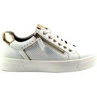 Lunar Women's Nia Trainers in White | Size: 3
