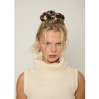 Madein Women's Leopard layered Laila Scrunchie