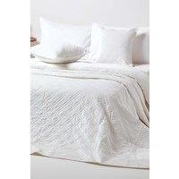 Homescapes Luxury Quilted Velvet Bedspread Geometric Pattern Throw in Cream | Size: Double