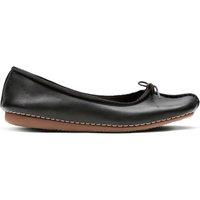 Clarks Pumps / Flat Shoes