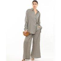 CY Women's Black & White Letter D Houndstooth Print Shirt & Trousers Co-ords | Size: Medium/Large