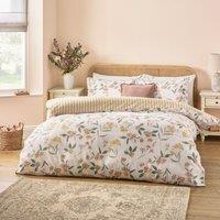 Wylder Betsie Floral Printed Reversible Duvet Cover Set in Yellow | Size: King