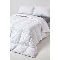 Homescapes Goose Feather & Down 4.5 Tog Summer Duvet in White | Size: Single